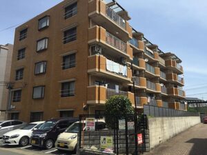 新栄アンピール井尻